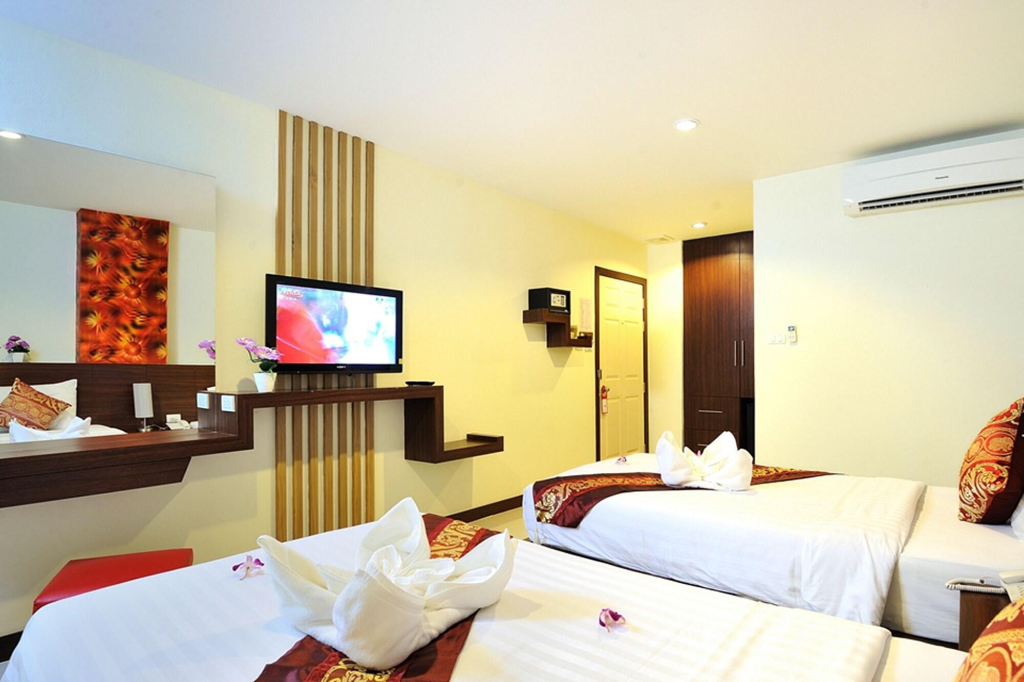 Pimrada Hotel Patong Extérieur photo