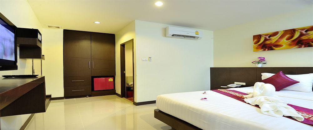 Pimrada Hotel Patong Extérieur photo