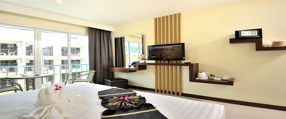 Pimrada Hotel Patong Extérieur photo