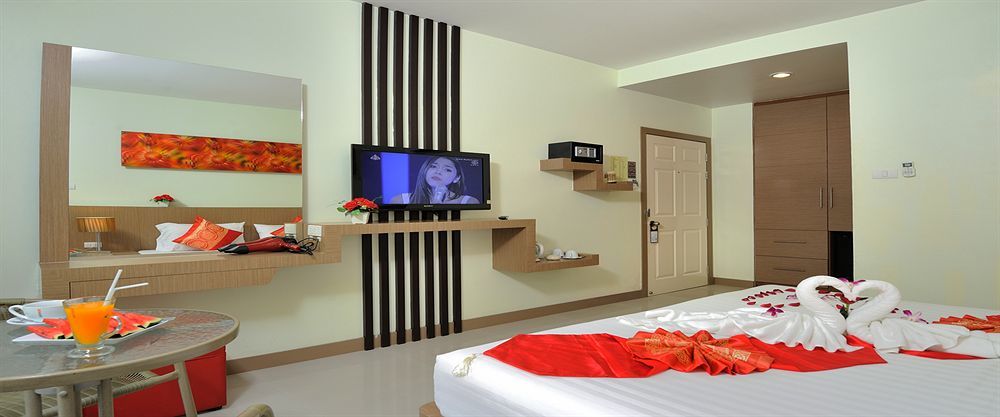 Pimrada Hotel Patong Extérieur photo